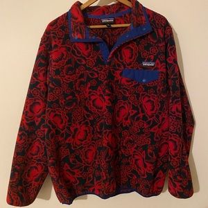 Basically brand new Patagonia fleece pull over. Worn only a few times.